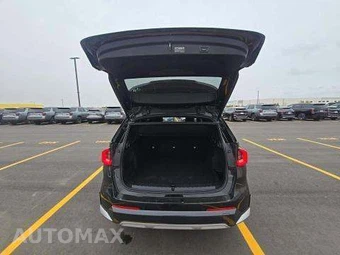2025 BMW X1 xDrive28i – miniatura 15