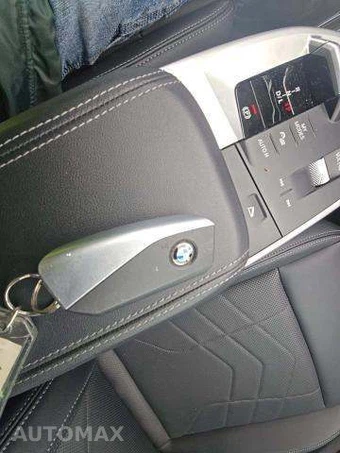 2025 BMW X1 xDrive28i – miniatura 9