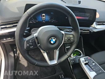 2025 BMW X1 xDrive28i – miniatura 10