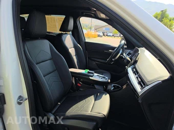 2025 BMW X1 xDrive28i - miniatura 18