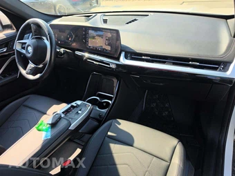2025 BMW X1 xDrive28i - miniatura 19