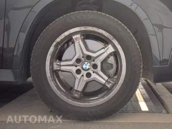 2025 BMW X1 xDrive28i - miniatura 10