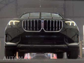 2025 BMW X1 xDrive28i - miniatura 3