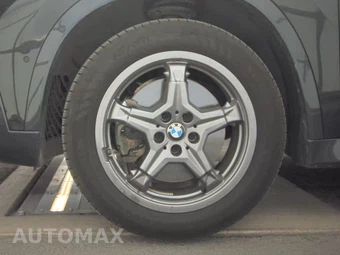 2025 BMW X1 xDrive28i - miniatura 9