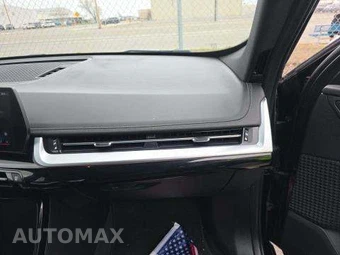 2025 BMW X1 xDrive28i – miniatura 19