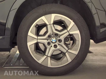 2025 BMW X1 xDrive28i - miniatura 12