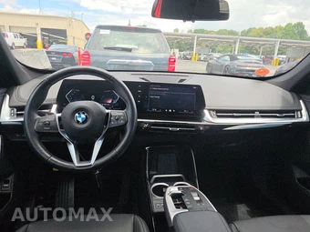 2025 BMW X1 xDrive28i - miniatura 17