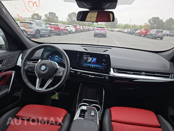 2025 BMW X1 xDrive28i - miniatura 11