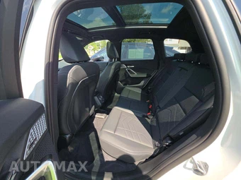 2025 BMW X1 xDrive28i – miniatura 13