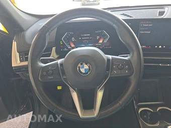 2025 BMW X1 xDrive28i - miniatura 10