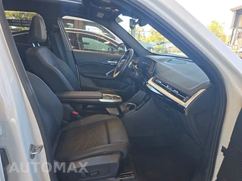 2025 BMW X1 xDrive28i - miniatura 8