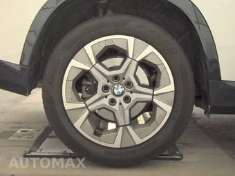 2025 BMW X1 xDrive28i – miniatura 11