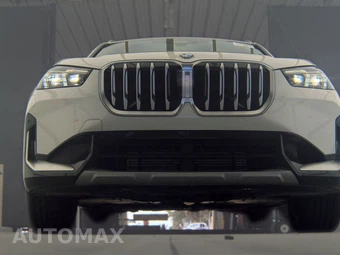 2025 BMW X1 xDrive28i – miniatura 3