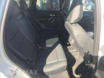2025 BMW X1 xDrive28i – miniatura 16
