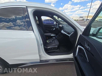 2025 BMW X1 xDrive28i – miniatura 19