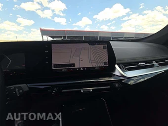 2025 BMW X1 xDrive28i – miniatura 27
