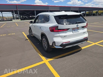 2025 BMW X1 xDrive28i – miniatura 3