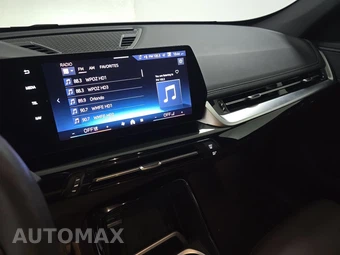 2025 BMW X1 xDrive28i - miniatura 11