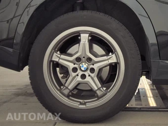 2025 BMW X1 xDrive28i - miniatura 11