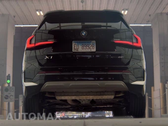 2025 BMW X1 xDrive28i - miniatura 7