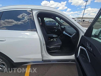 2025 BMW X1 xDrive28i - miniatura 18