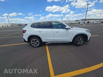 2025 BMW X1 xDrive28i - miniatura 4