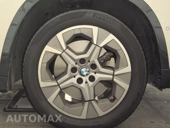 2025 BMW X1 xDrive28i - miniatura 10