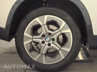 2025 BMW X1 xDrive28i - miniatura 11