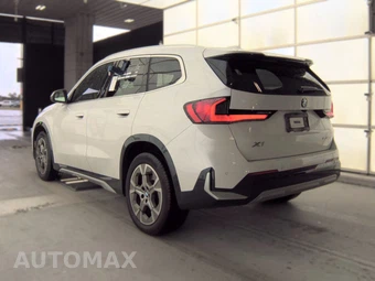 2025 BMW X1 xDrive28i - miniatura 8