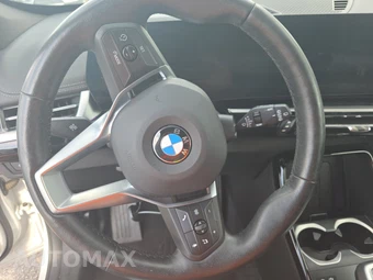 2025 BMW X1 xDrive28i - miniatura 10
