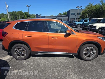2025 BMW X1 xDrive28i – miniatura 4