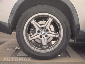 2025 BMW X1 xDrive28i - miniatura 11