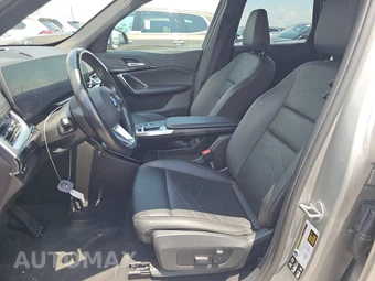 2025 BMW X1 xDrive28i - miniatura 13