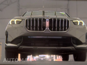 2025 BMW X1 xDrive28i - miniatura 3