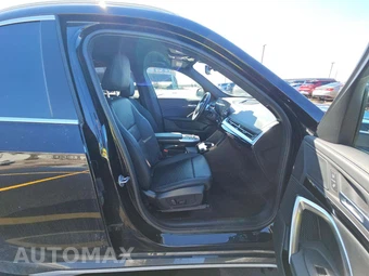 2025 BMW X1 xDrive28i - miniatura 15