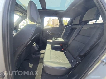 2025 BMW X1 xDrive28i – miniatura 13