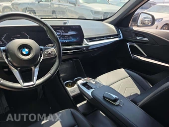 2025 BMW X1 xDrive28i - miniatura 10