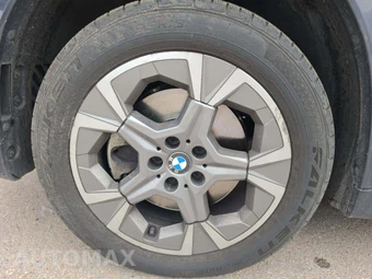 2025 BMW X1 xDrive28i – miniatura 22