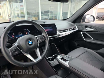 2025 BMW X1 xDrive28i - miniatura 10