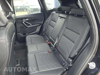 2025 BMW X1 xDrive28i - miniatura 13