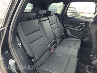 2025 BMW X1 xDrive28i - miniatura 16