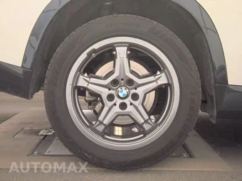 2025 BMW X1 xDrive28i – miniatura 11