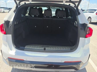 2025 BMW X1 xDrive28i – miniatura 23