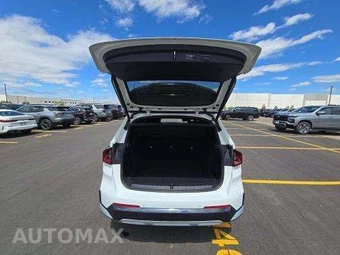 2025 BMW X1 xDrive28i – miniatura 15