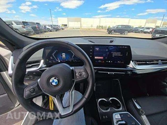 2025 BMW X1 xDrive28i – miniatura 28