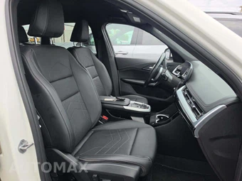 2025 BMW X1 xDrive28i - miniatura 18