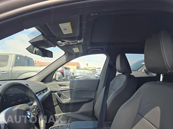 2025 BMW X1 xDrive28i - miniatura 14