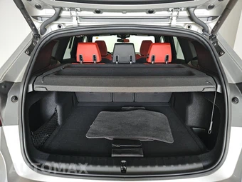 2025 BMW X1 xDrive28i - miniatura 16