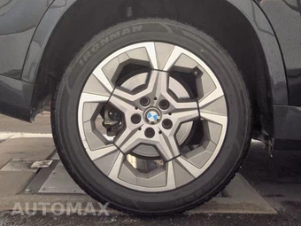 2025 BMW X1 xDrive28i - miniatura 11