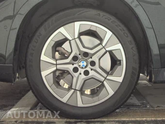 2025 BMW X1 xDrive28i - miniatura 9